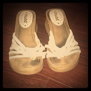 Mudd sandals